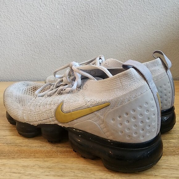 Nike Womens Air VaporMax 2 Running Shoes 942843-010 Grey Metallic Gold Size 10 - Picture 7 of 16